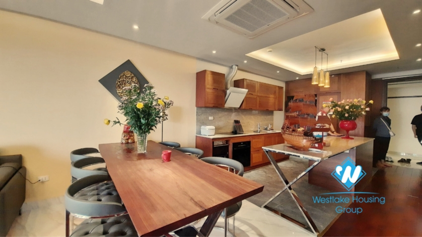Two bedroom apartment for rent in Hanoi Aqua Central 44 Yen Phu